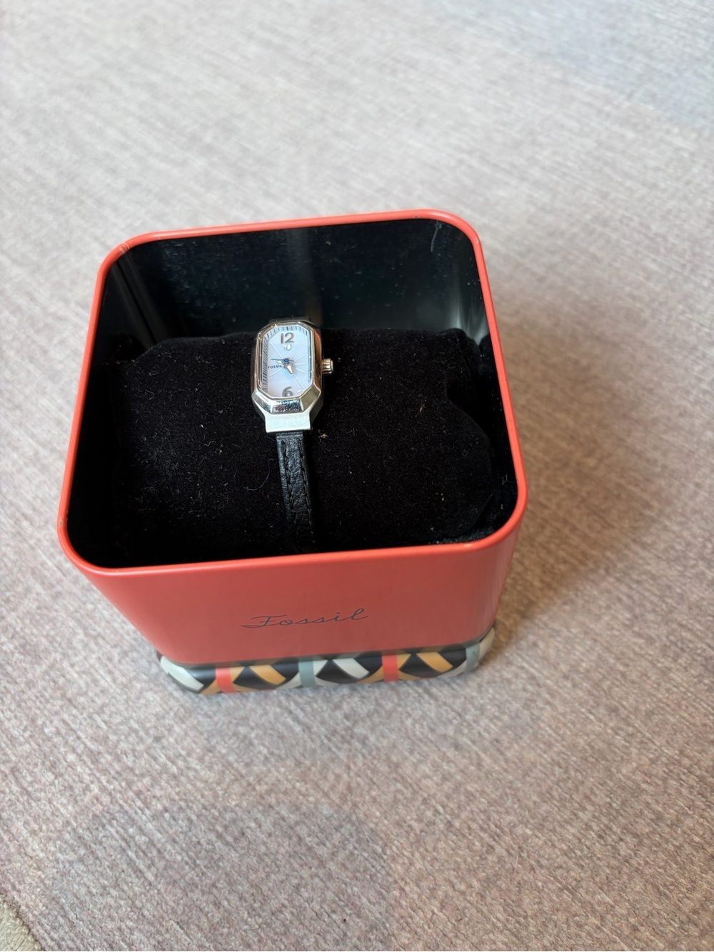 Fossil Silver-Tone/ light blue Women's Watch with Black Leather Strap and box - Picture 11 of 12
